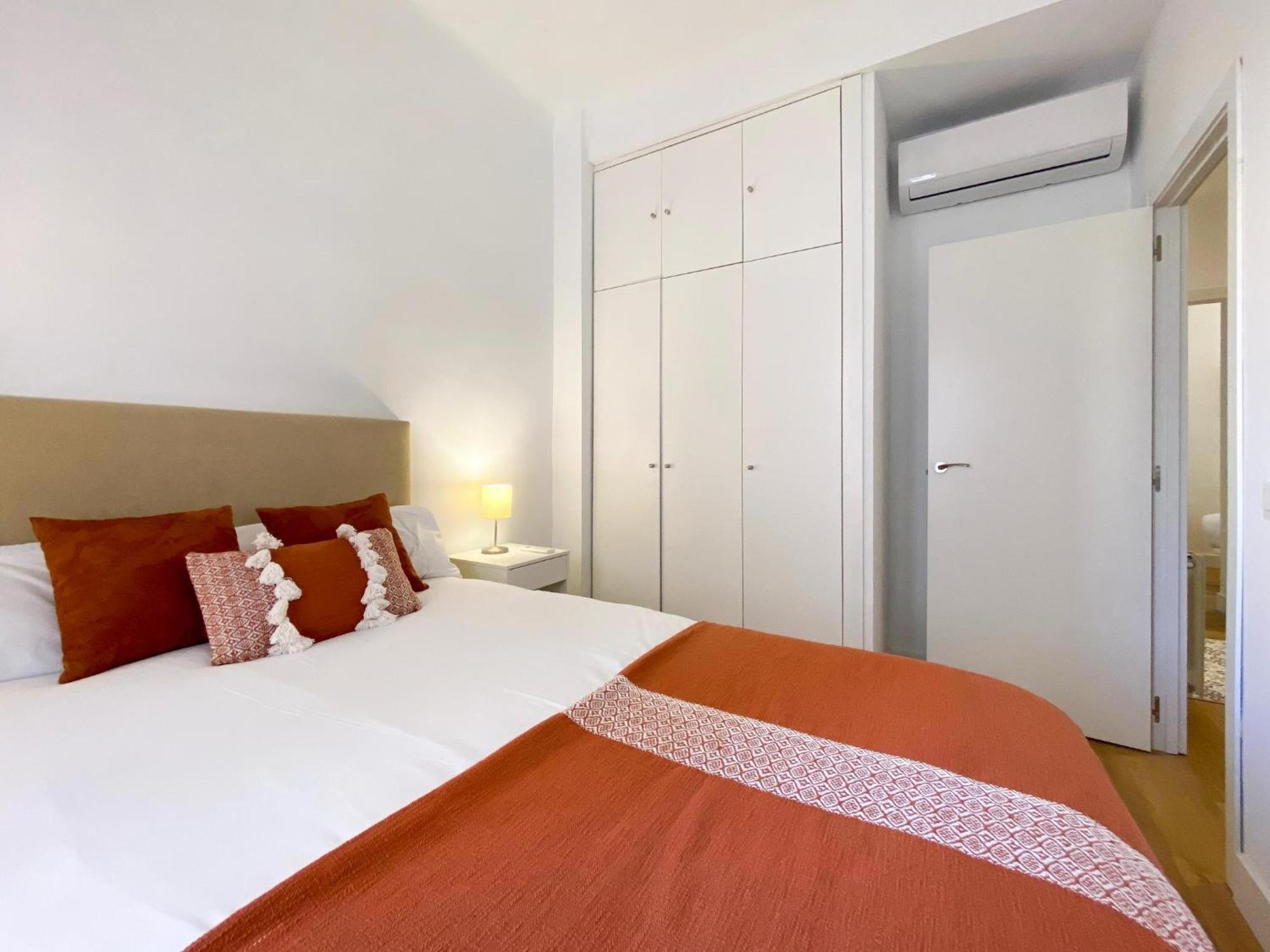 Montaber Apartments - La Paz Market Madrid Room photo