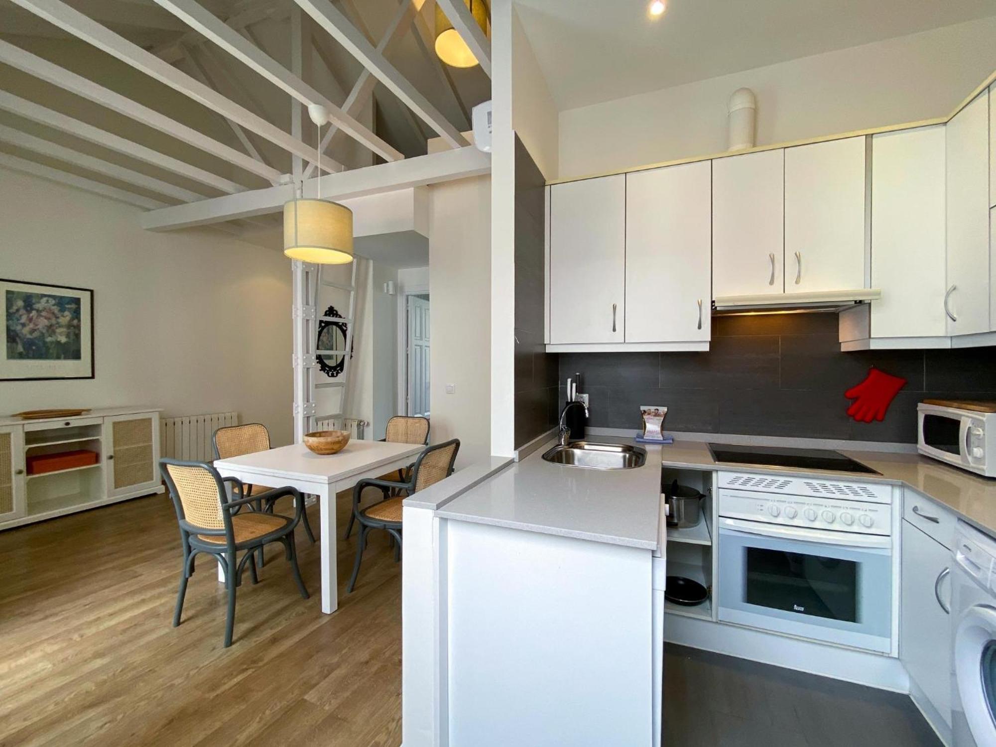 Montaber Apartments - La Paz Market Madrid Room photo